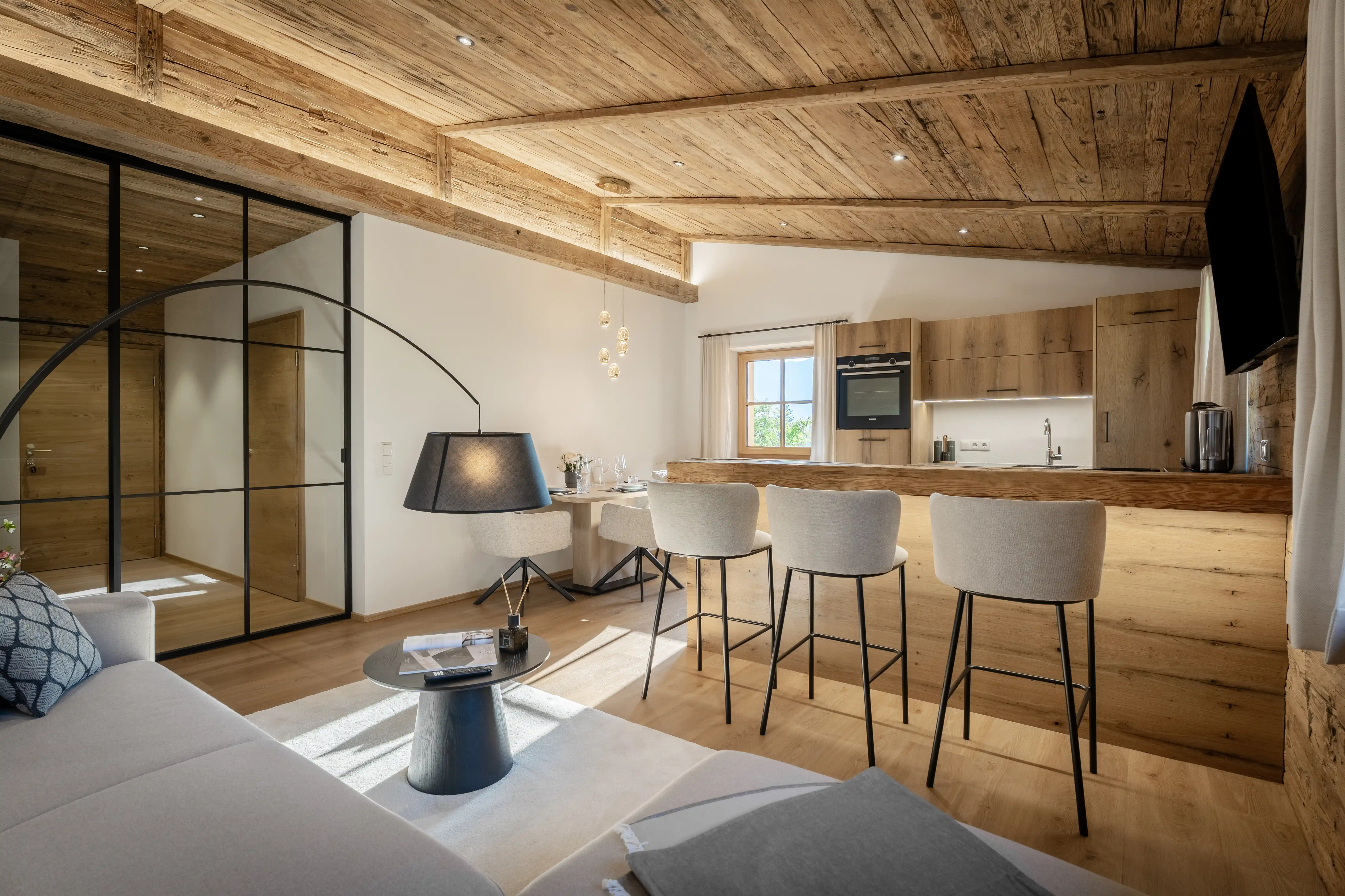 Arnestgut - Luxury apartments with hot-tub and balcony