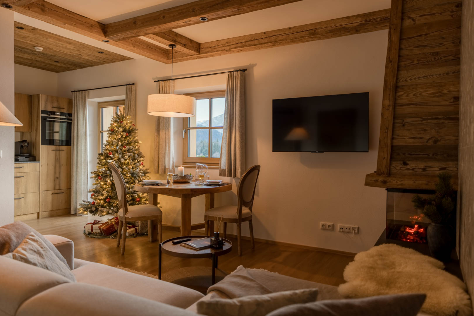 Incredible apartment with sauna and balcony at Lake Wolfgang